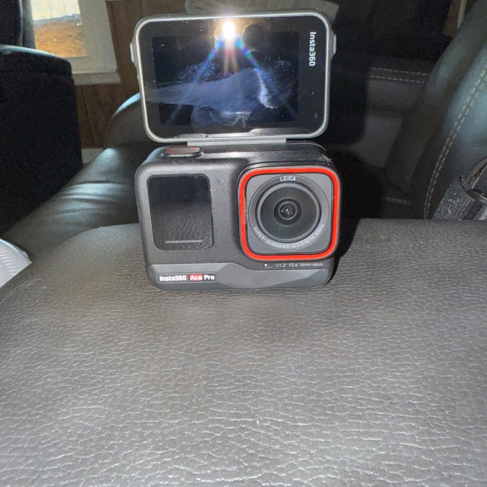 Insta360 ONE R Action Camera